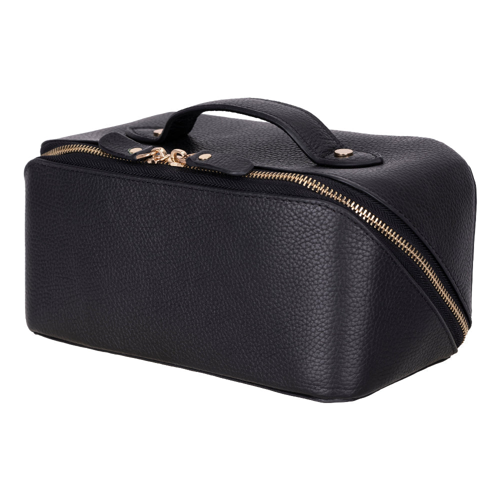Premium leather zipper makeup bag with a spacious boxy design, ideal for storing cosmetics, toiletries, and travel
essentials. This water-resistant, durable bag features sturdy zippers and a convenient handle for easy carrying. A
versatile and stylish organizer for both men and women.