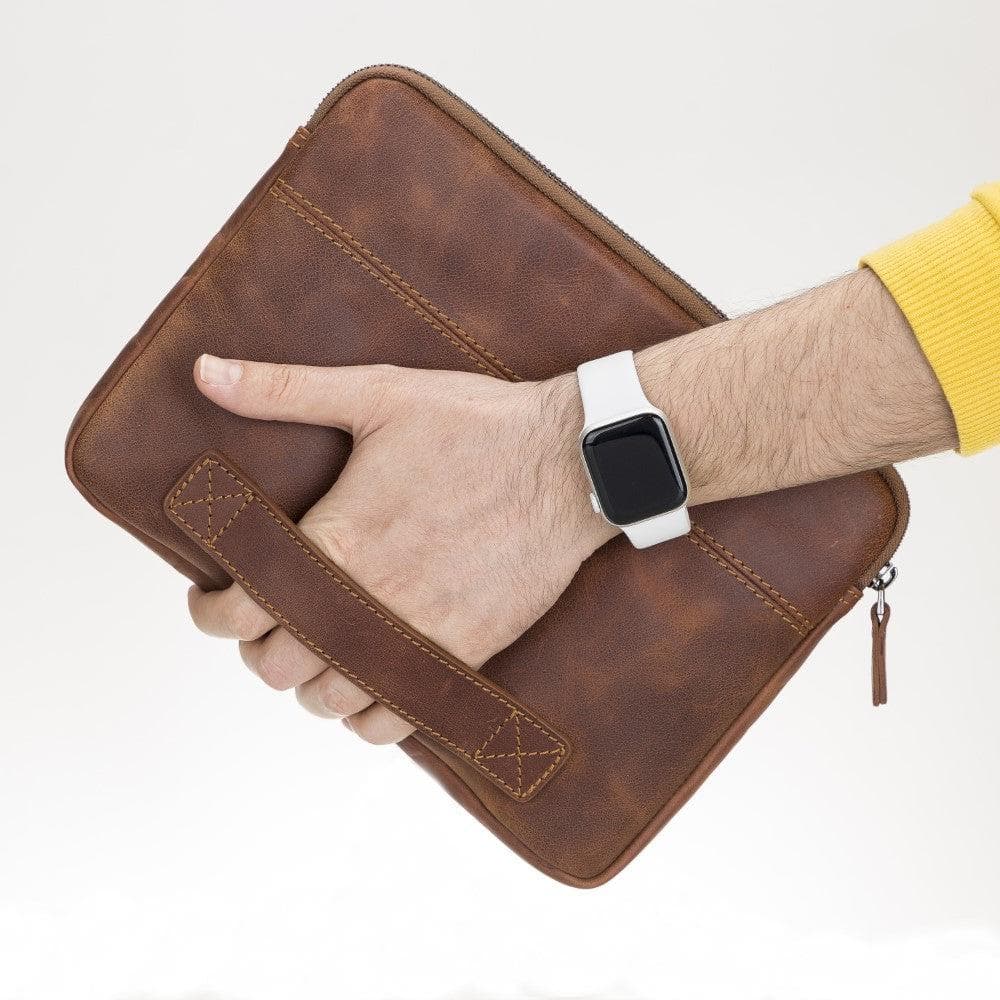Sleek genuine leather slim laptop bag designed for 12–16" laptops and tablets, featuring a soft suede interior to protect
against scratches. Lightweight yet durable, it offers stylish over-the-shoulder carrying for work, school, or travel.
Perfect for professionals seeking elegance and functionality.